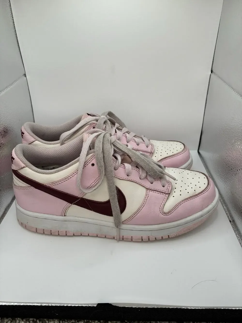 Nike Dunk Low Pink Foam Valentine Day CW1590-601 6Y Womens 7.5 White Coquette GS